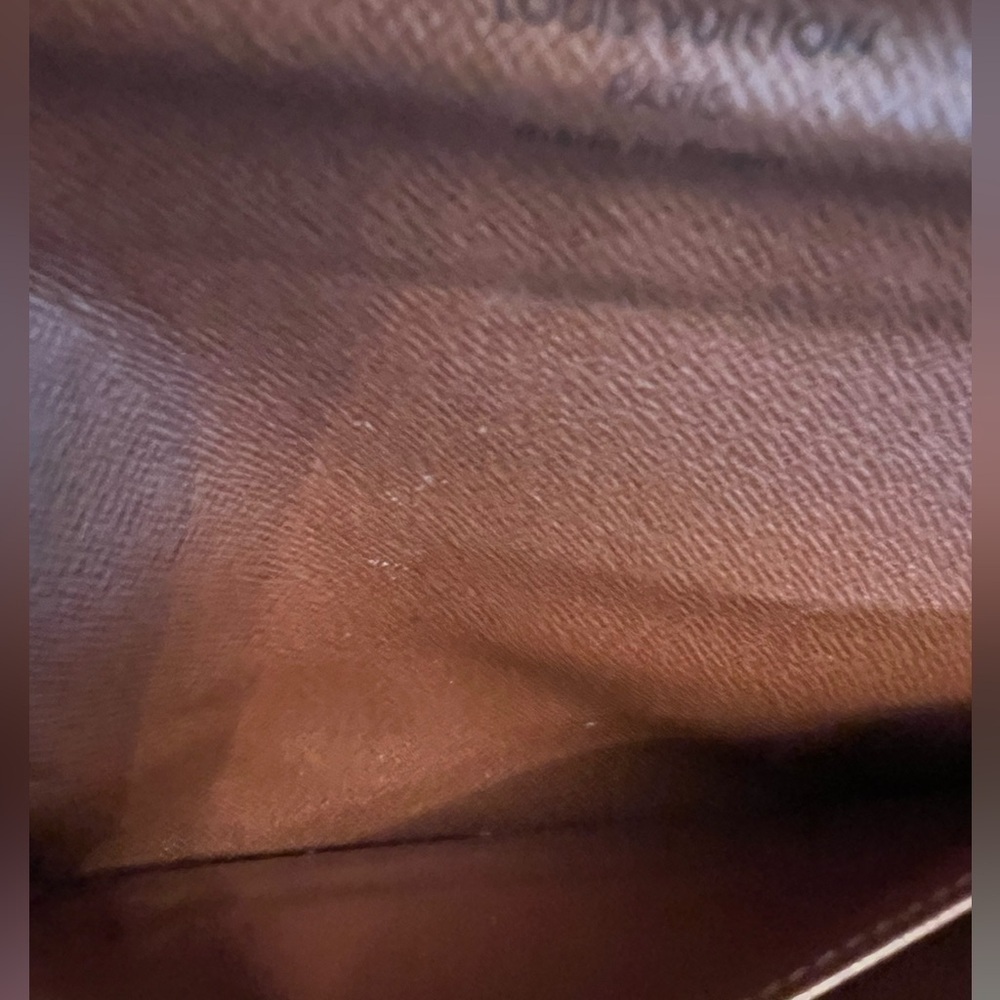 Authentic Louis Vuitton Sarah Monogram Wallet - Picture 13 of 15